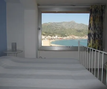 호텔 In Sicily - Naxos Bay 2*